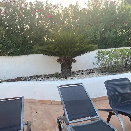 Entiere Piscine Et Cuisine D'ete A Pinosol *