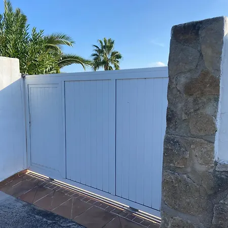 Entiere Piscine Et Cuisine D'ete A Pinosol *